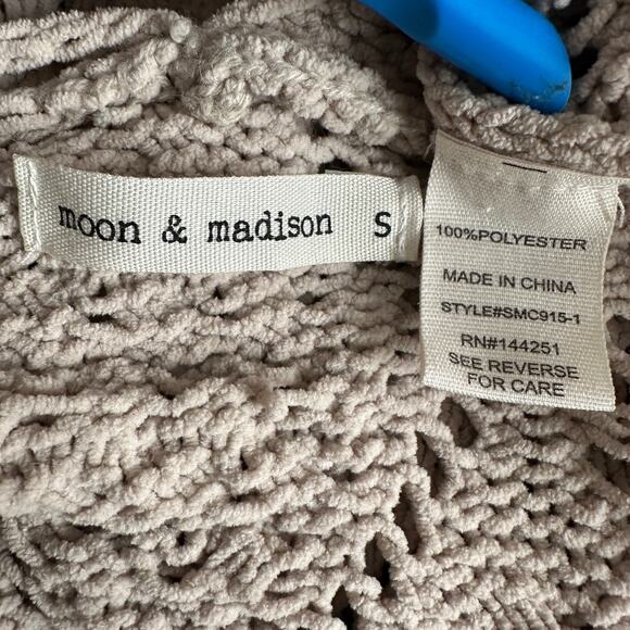 Open Knit Chenille Crochet Cardigan Cream Size Small Boho Grunge Elphaba EUC - Picture 8 of 10